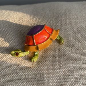 Vintage Toby Anne Brooch Pin Cloisonne Enamel TORTOISE TURTLE Colorful Pin